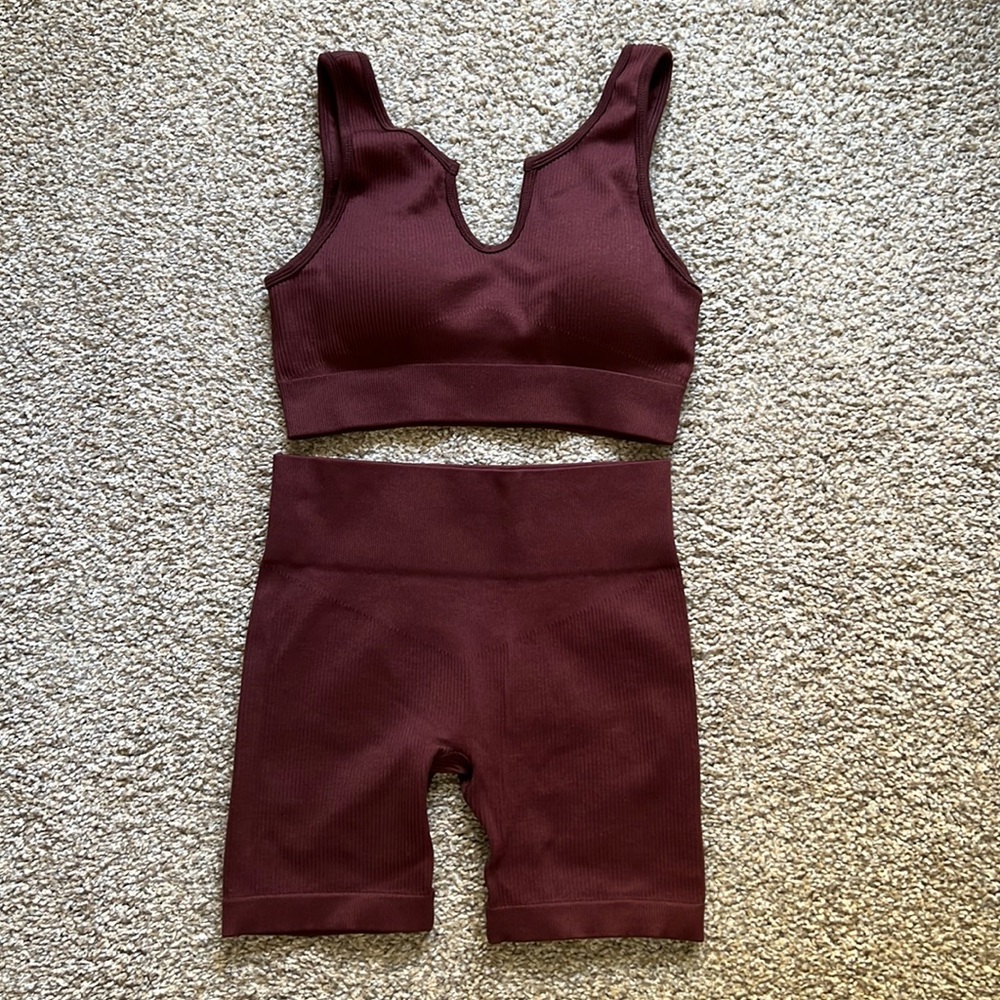 Amazon workout set